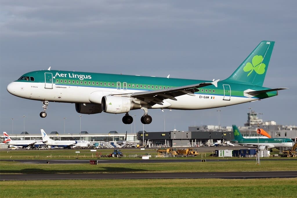 Aer Lingus crew intoxicated by smoke in Dublin flight
