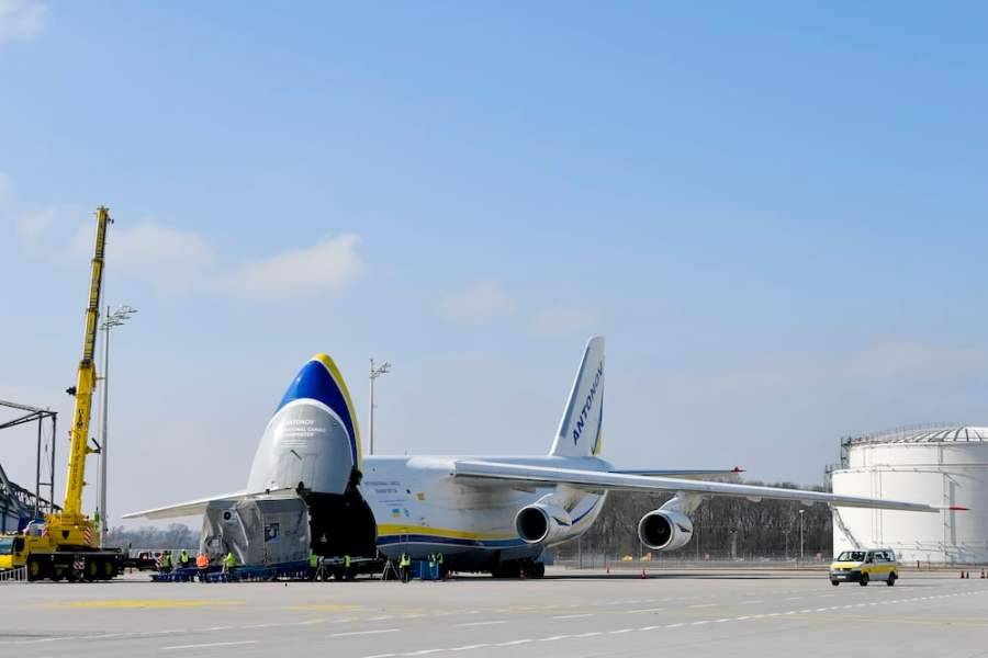 Antonov An-124 EARTHCARE Satelliet Duitsland VS Verenigde Staten Californië VS