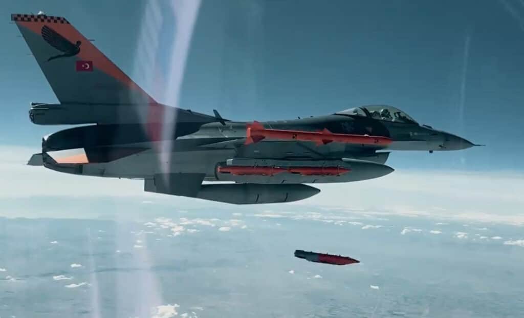 F-16 der türkischen Luftwaffe warfen vier TOLUN-Bomben ab. Bild: ASELSAN.