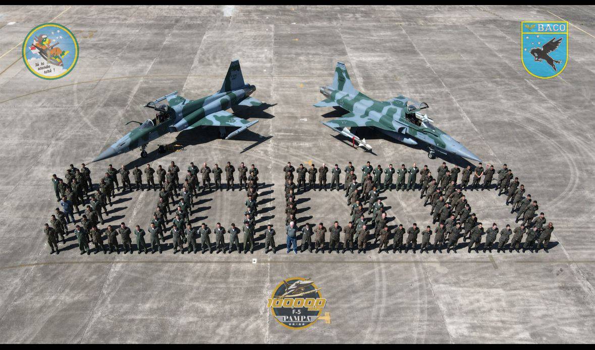 Esquadrão Pampa opera o caça F-5 desde 1976 e completou 100 mil horas de voo com o avião em 2024. Foto: Esquadrão Pampa/Divulgação.