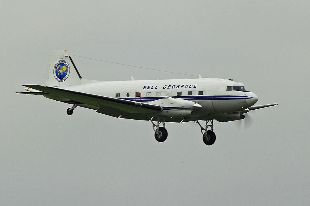 Basler BT-67, versão modernizada e turboélice do antigo Douglas DC-3. Foto: Trevor Hannant.