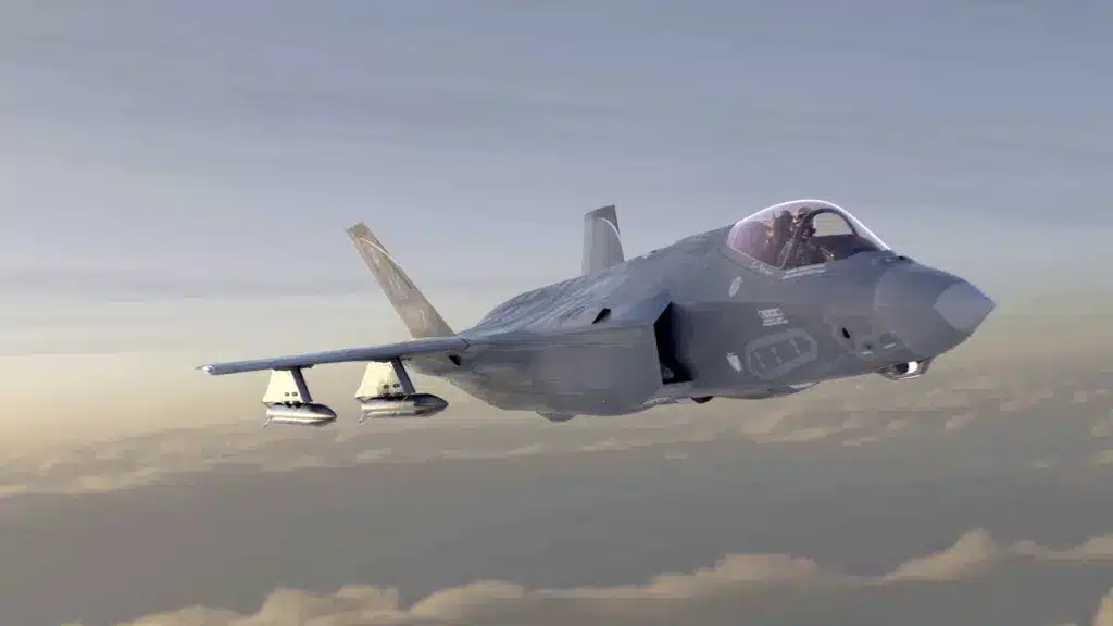 Novo míssil poderá ser o primeiro armamento hipersônico do F-35. Imagem: Lockheed Martin via Naval News.
