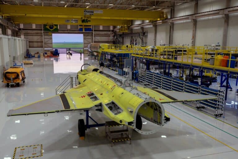 First of 15 Saab Gripen fighters that will be assembled in Brazil is seen on the Embraer production line. Photo: Saab/Disclosure.