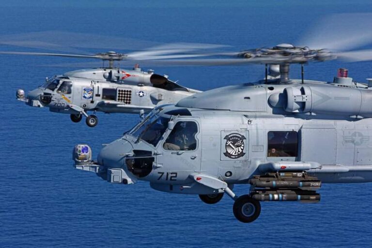 米海軍MH-60シーホークヘリコプター墜落