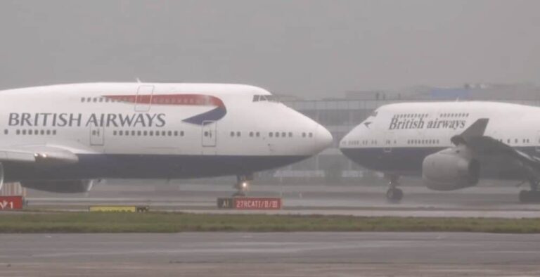 Twin-747s-1000x513-1-768x394.jpg
