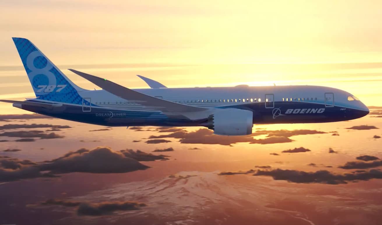 FAA、ボーイング787ドリームライナーの着陸装置の検査の必要性を