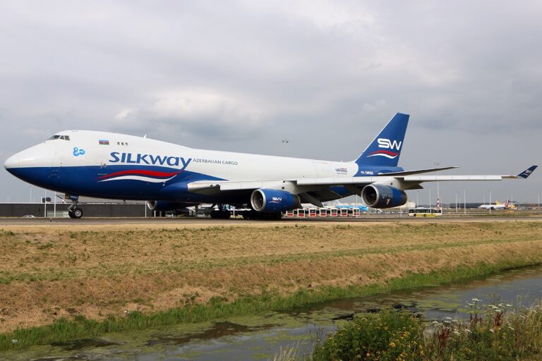 4K-SW008_43936048570-768x512.jpg